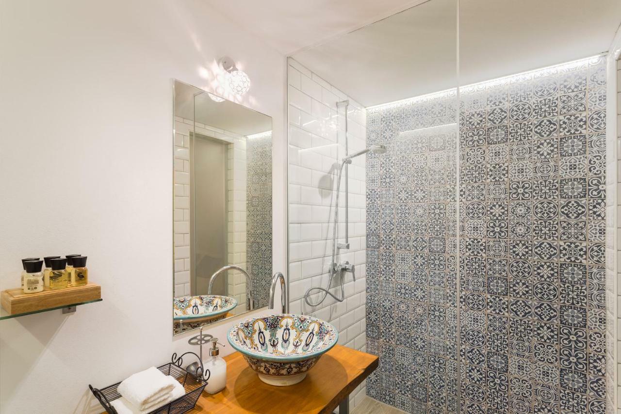 Suites 13 บูดาเปสต์ ภายนอก รูปภาพ